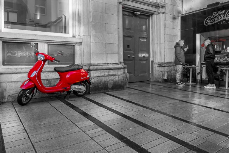 The Red Vespa