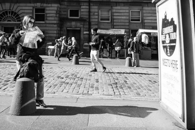 The tourist and the map