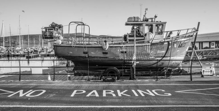No Parking for Boats