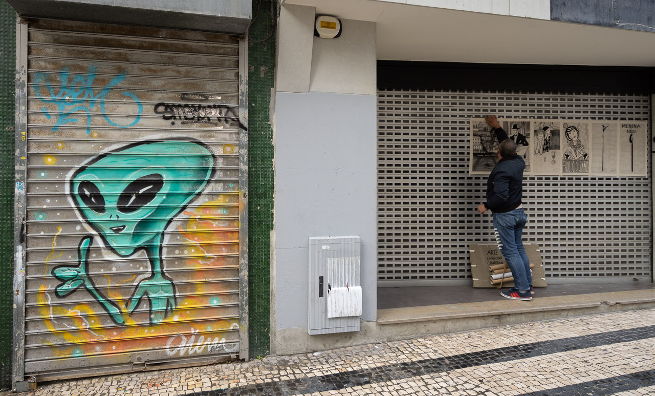 Selling Art in Porto