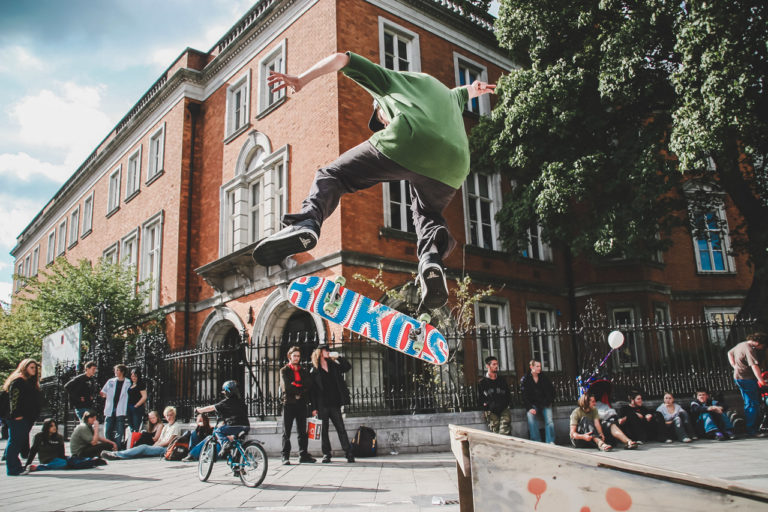 Rukos Skateboard Air Time