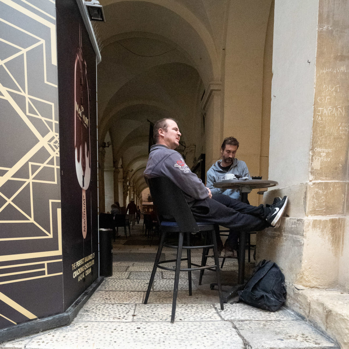 Tourists & Coffee