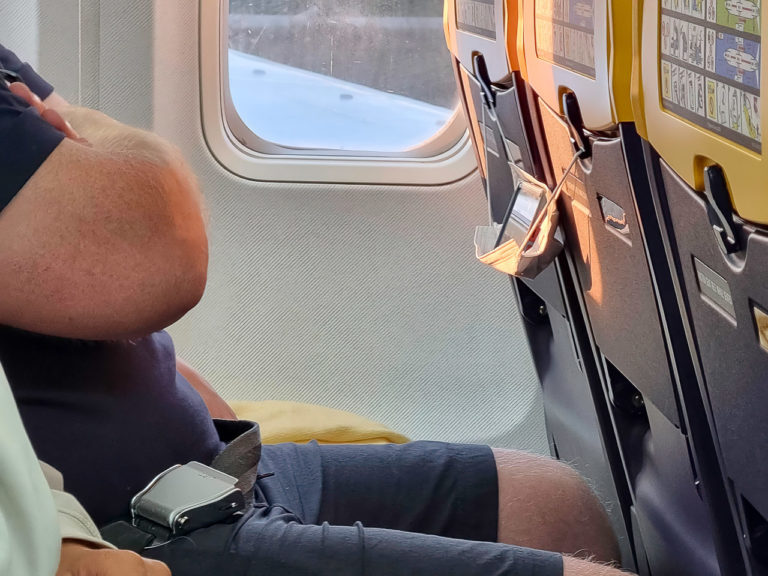 One way to use a mask