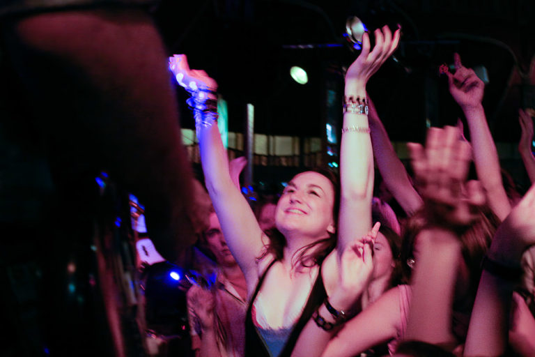 Fred Fans in the Spiegeltent