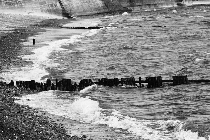 Waves crash at Garretstown