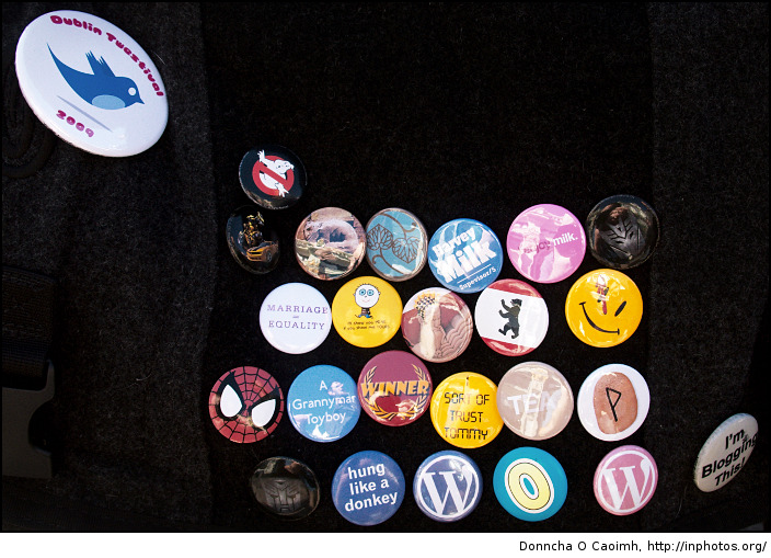 Knott's badges