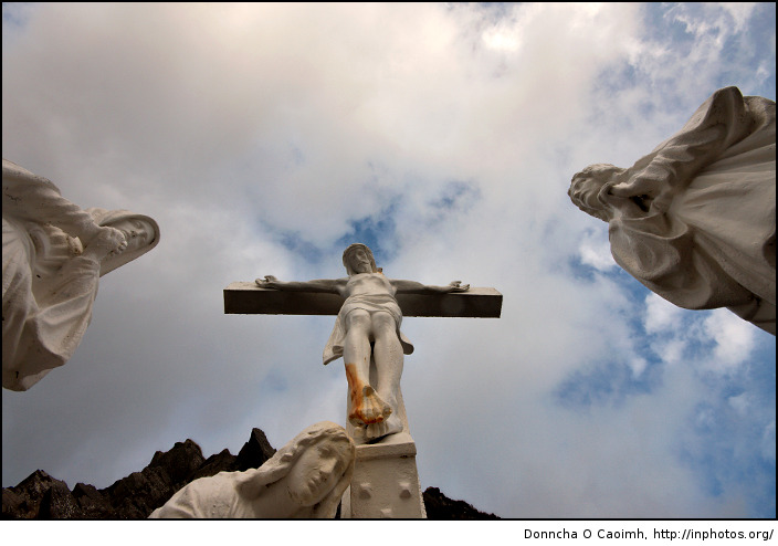Slea Head Statues