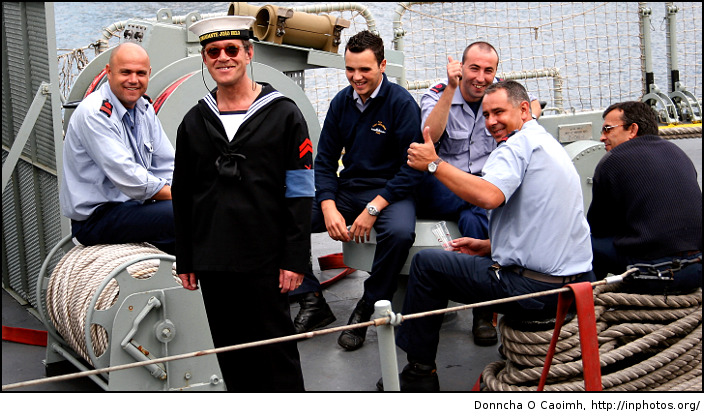 Thumbs up for Comandante João Belo