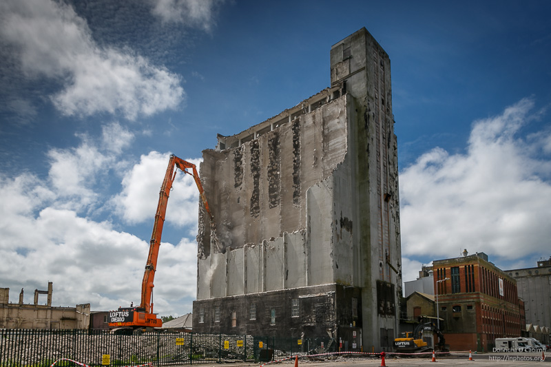 Demolition of the Miag Grain Silo