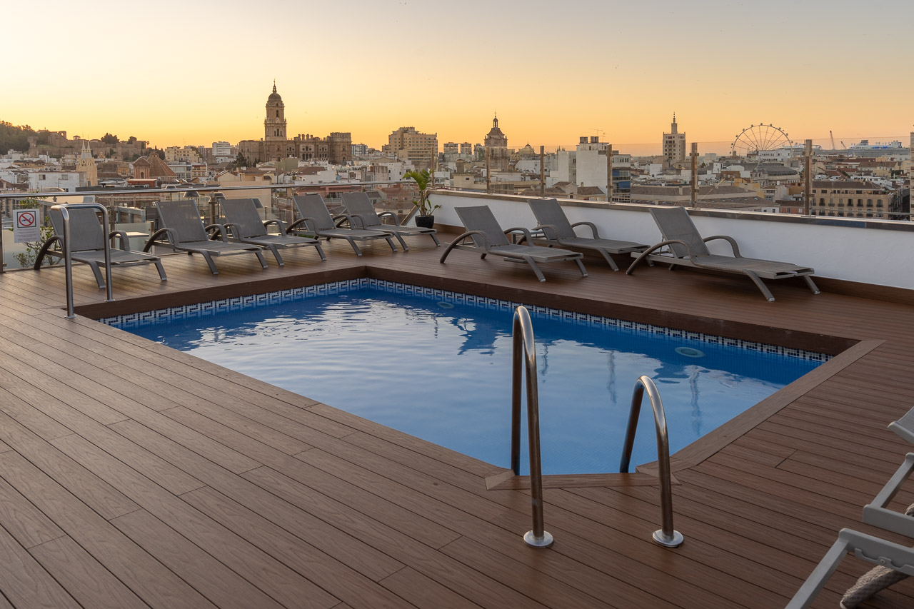 Hotel Swimming Pool