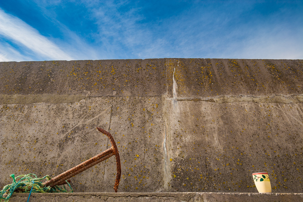 A cup and an Anchor